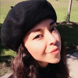 Meet your Posher, Dayana